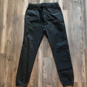 XS American Eagle Joggers